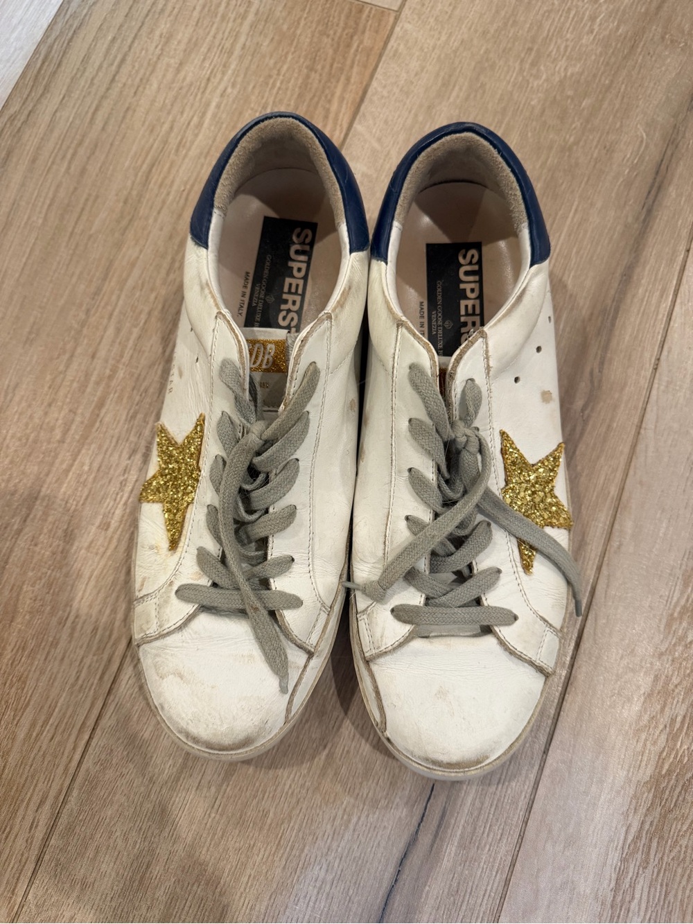 Golden goose sneaker